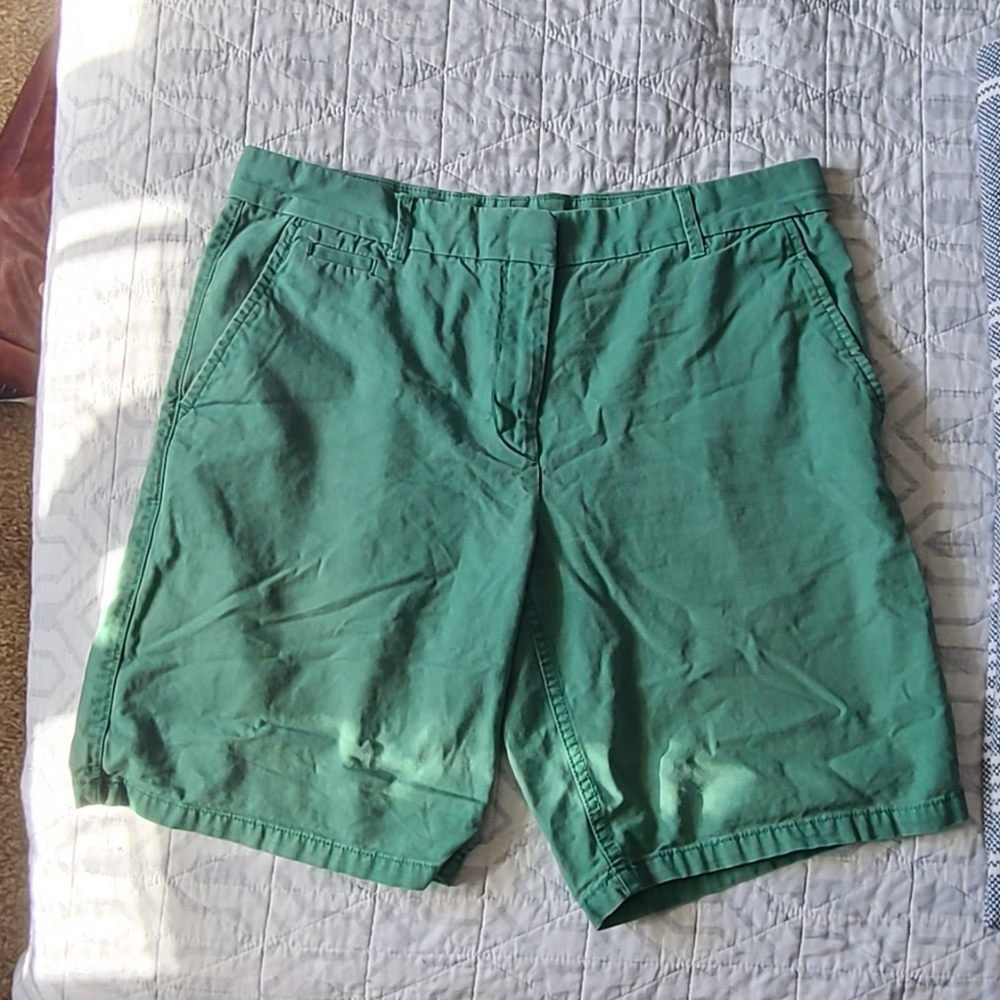 Green Khaki Boyfriend Shorts | Sz 4